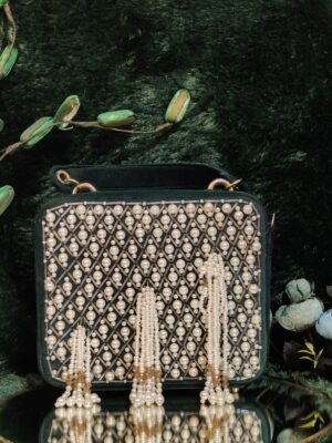 MODERN LUSH LOOK BAG