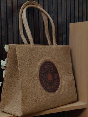 ARTISTRY TOTE BAG (BEIGE)