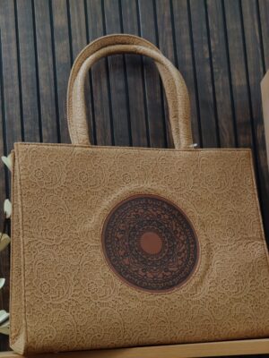 ARTISTRY TOTE BAG (BEIGE)