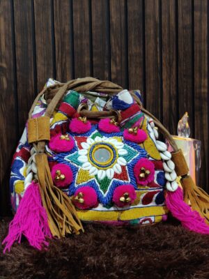 BANNI BEAUTY BOHO (NAVRATRI)
