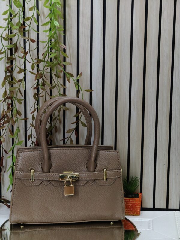 LUXE LOCK (BROWN)
