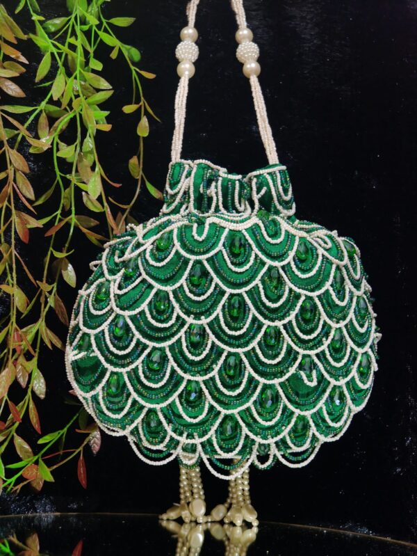 NOOR JHAROKHA (GREEN) POTLI
