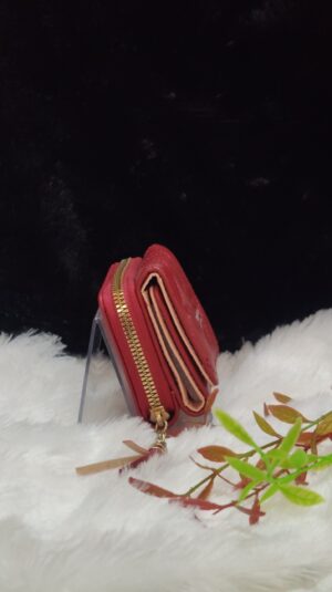 MAROON THREAD (MINISO INSPIRED)