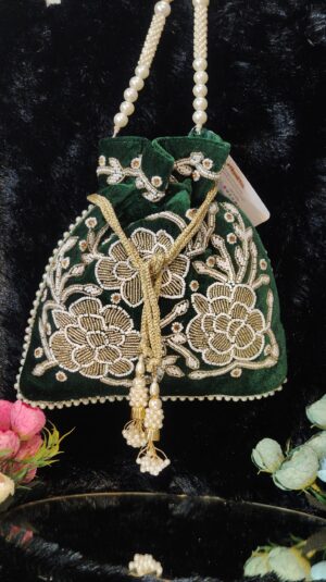 RIWAZ RESHAM (GREEN) POTLI