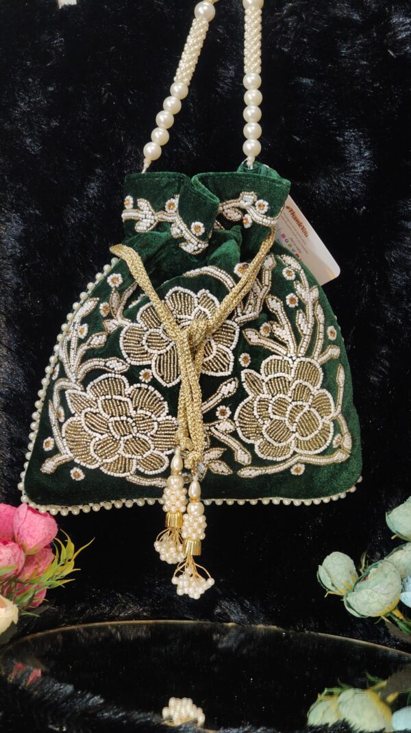 RIWAZ RESHAM (GREEN) POTLI