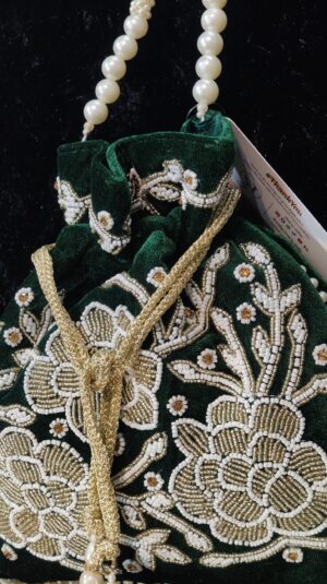 RIWAZ RESHAM (GREEN) POTLI