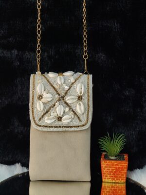 CREME SHINE NAAZ PHONE SLING