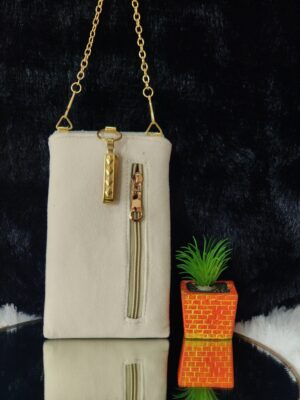 CREME MOTI LEHER PHONE SLING