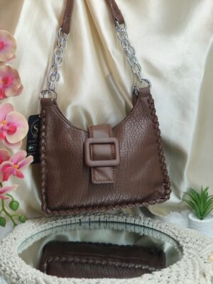 BUCKLE BLOOM