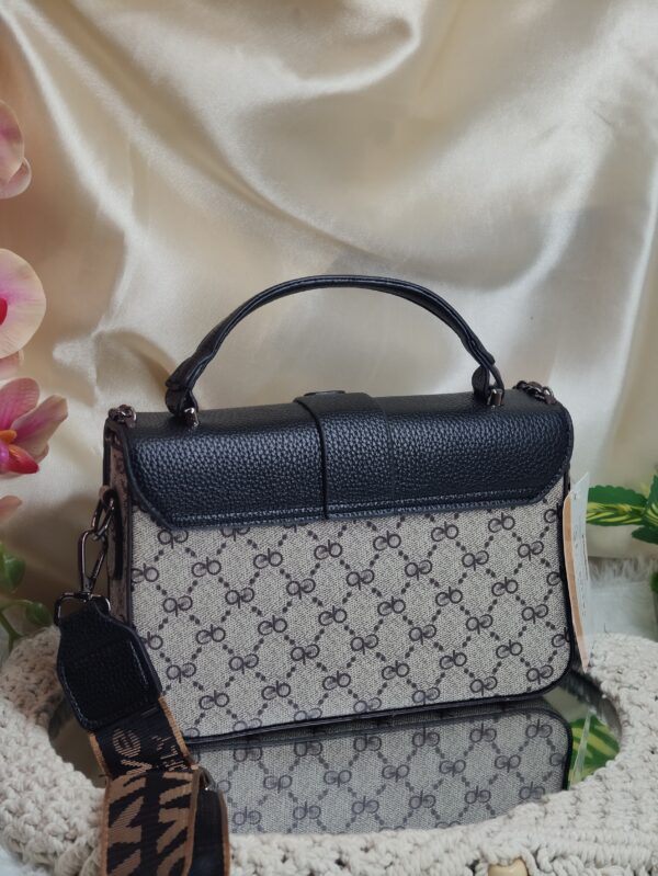 ROYAL GALA (BLACK) - Image 4