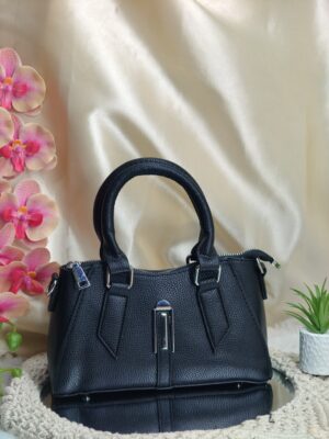 HOLDIQ MIST (BLACK)