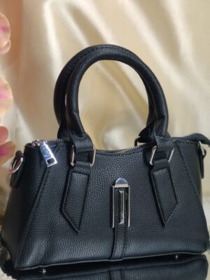 HOLDIQ MIST (BLACK)