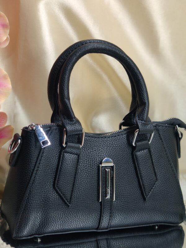 HOLDIQ MIST (BLACK) - Image 2