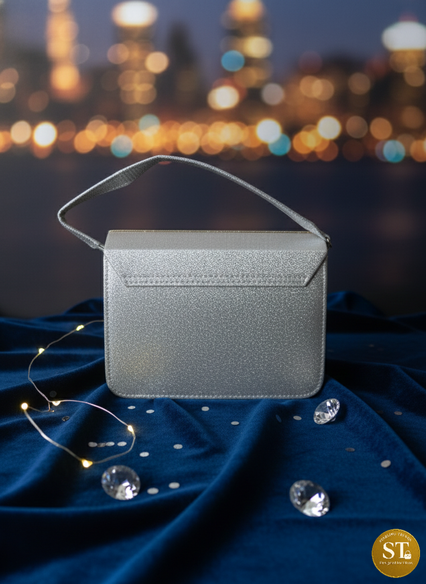 SILVER FLOWER FLAP - Image 3