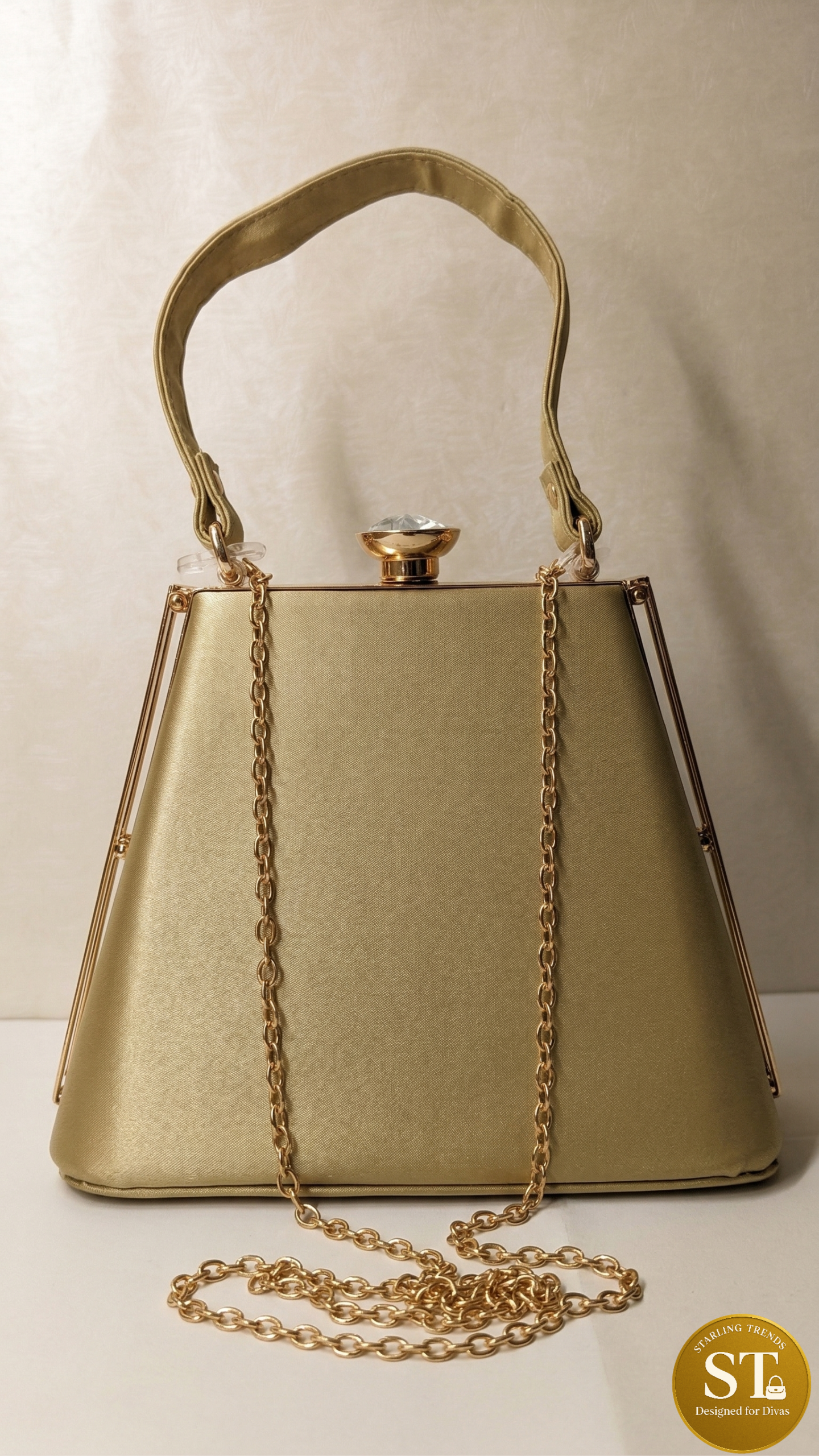 TRIANGLE CLUTCH FLOWER - Image 3