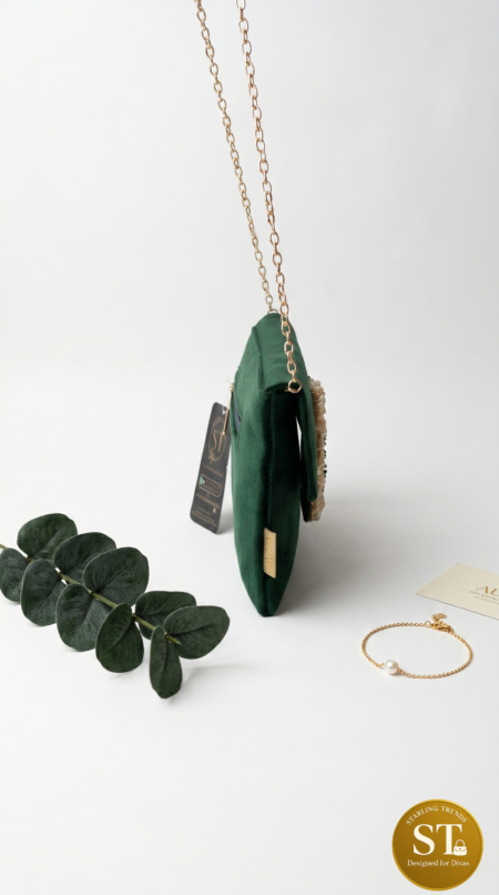 Velvet Noor Clutch GREEN