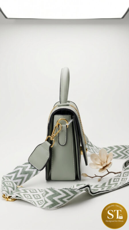 JOY BAG (BEETLE GREEN) SLING BAG