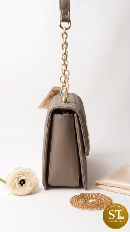 QUILTED LUXE CHAIN Sling Bag (MUD)