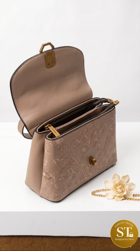 Blush Baroque Sling bag (beige)