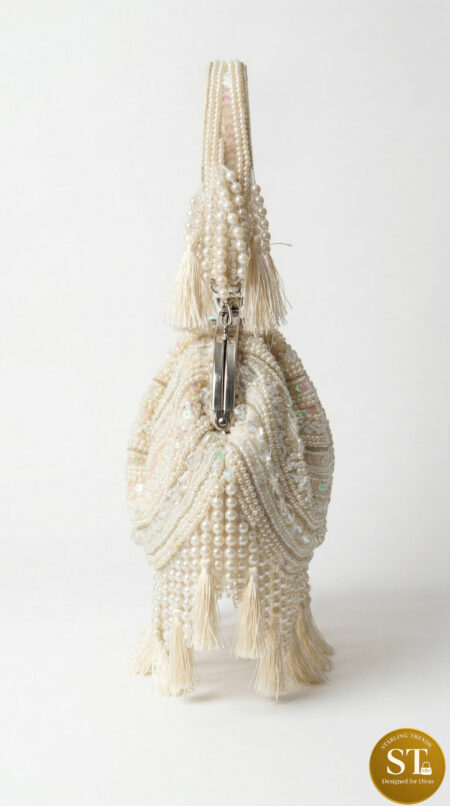 NEW DAFFODIL CLUTCH