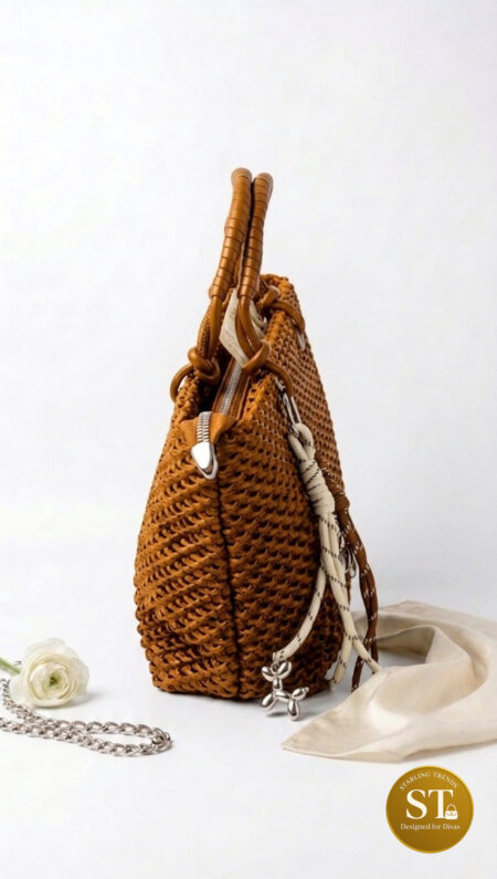 Onyx Woven HANDBAG (Brown)
