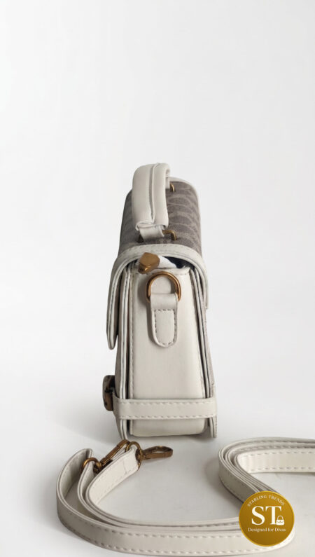 COACH INSPIRED SIGNATURE SLING BAG (BIEGE)