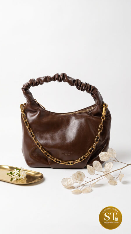 HAZEL CHIC SLINGBAG