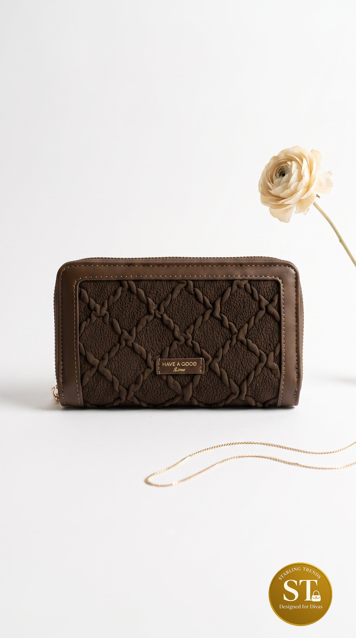 SOFT THREAD HAND WALLET (BROWN)