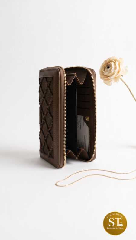 SOFT THREAD HAND WALLET (BROWN)