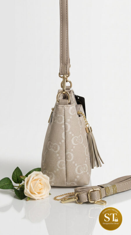 CHIC CANVAS (3 ZIPPER) (BEIGE)