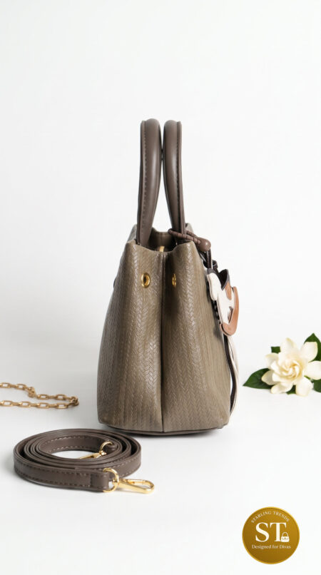 Horse Haven Sling Bag (green tea)