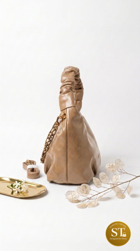 HAZEL CHIC SLINGBAG (BEIGE)